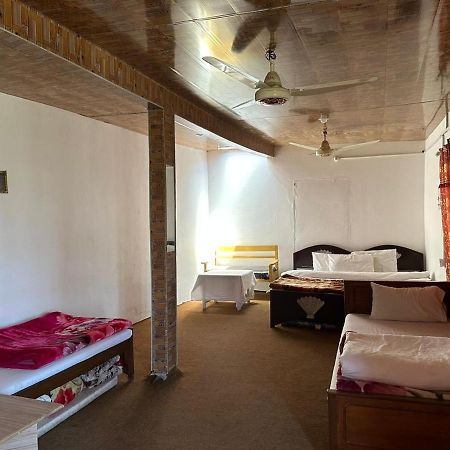Tourist Cottage Hunza Karimabad  ภายนอก รูปภาพ