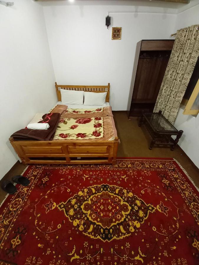 Tourist Cottage Hunza Karimabad  ภายนอก รูปภาพ